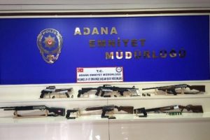 Silah ka&ccedil;ak&ccedil;ılığı operasyonunda 11 tutuklama