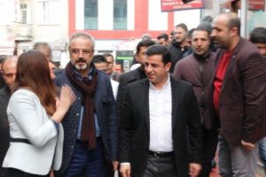 Demirtaş: Acıların sonunda doğum olacaksa, barış şeklinde olacak