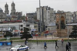 Patlama sonrası Taksim Meydanı