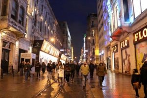 İstiklal Caddesi yayalara a&ccedil;ıldı