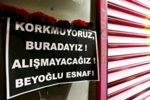 İstiklal Caddesi'ndeki ter&ouml;r saldırısına esnaftan anlamlı tepki
