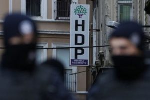 PKK'nın Ankara sorumlusu HDP binasında yakalandı