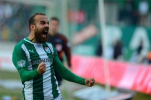 Bursaspor, sahasında Kasımpaşa'yı farklı mağlup etti