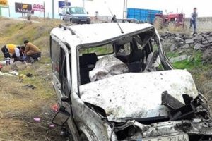 Kayseri'de feci kaza: 2 &ouml;l&uuml;, 9 yaralı