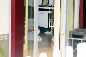 Eniştesi ve oğlunu kurşun yağmuruna tuttu