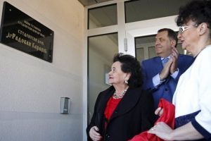 Bosna kasabı Radovan Karadzic'in adı bir &ouml;ğrenci yurduna verildi