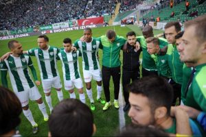 Bursaspor, Timsah Arena'da &ccedil;ıktığı 5. lig ma&ccedil;ında da mağlubiyet yaşamadı