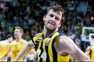 Fenerbah&ccedil;e'ye şok haber!