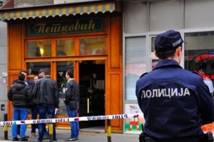 Belgrad'da patlama: Pastanede kendini havaya u&ccedil;urdu