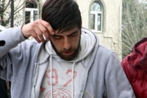 &Ccedil;atıda ceset bulundu, ev sahibi uyuşturucu ticaretinden g&ouml;zaltına alındı