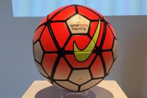 Spor Toto S&uuml;per Lig'in yeni topu Nike Ordem 3