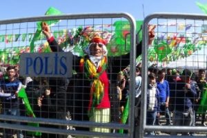 Iğdır'da Nevruz'u 500 kişi kutladı, bin polis g&ouml;rev yaptı