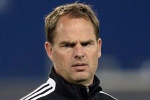 Frank de Boer'un aşil tendonu koptu