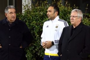 Aziz Yıldırım: "G.Saray-Beşiktaş ma&ccedil;ından sonra olmaz. O hafta kupa ma&ccedil;ları var"
