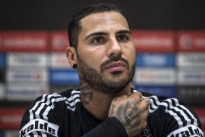 Cezalı duruma d&uuml;şen Ricardo Quaresma, Şenol G&uuml;neş'ten &ouml;z&uuml;r diledi