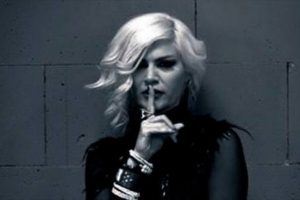 'Popstar değil arabeskstarım'