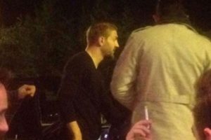Caner Erkin, Ahmet Nur &Ccedil;ebi ile aynı mekanda yemek yedi