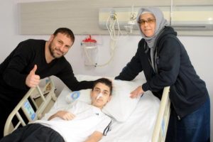 U&ccedil;urtma kuyruğu gibi kesilerek bağırsağı iki katına uzatıldı