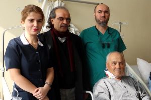 Damarları genişleyen hasta iki operasyonla şifa buldu