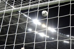 Ma&ccedil; sonu bı&ccedil;aklı saldırı!