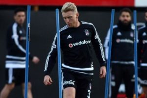 Beck, Ankara ve İstanbul'daki patlamalar hakkında a&ccedil;ıklama yaptı