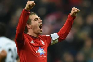 Lahm: "Teknoloji yardımcı olacaktır ama oyuncular da hile yapmayı bırakmalı"