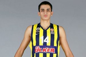 &Ouml;mer Faruk Yurtseven milli takımdan da &ccedil;ıkarıldı