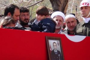 Bursa şehidini 5 bin kişiyle uğurladı...