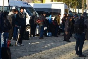 Afyon'da 33 ka&ccedil;ak g&ouml;&ccedil;men yakalandı