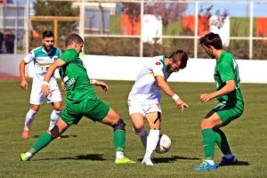 Amed Sportif, sahasında konuk ettiği B&uuml;y&uuml;k&ccedil;ekmece Tepecikspor'u mağlup etti
