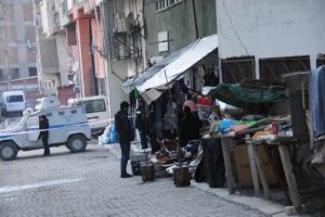 Hakkari'de silahla yaralanan &ccedil;ocuk &ouml;ld&uuml;