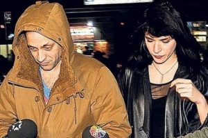 Kaan Tang&ouml;ze sevgilisiyle el ele...