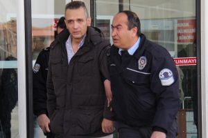 "&Ccedil;ok yoruldum oğlum" 20 yıldır kendisini d&ouml;ven oğlunu...