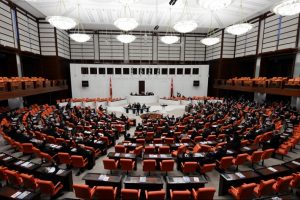 49 milletvekilinin fezlekeleri TBMM'de