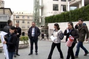 Almanya Başkonsolosluğu &ouml;n&uuml;nde "g&ouml;zaltı" hareketliliği