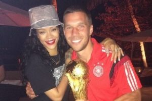 Podolski: "O fotoğrafa 20 defa baktım"
