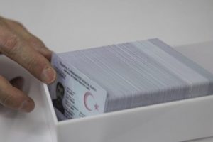 Yeni kimlik kartlarının dağıtımı başladı