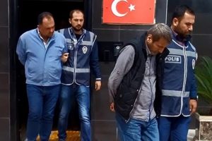 Tatil havasında uyuşturucu ka&ccedil;ak&ccedil;ılığı