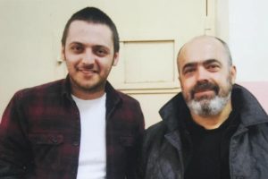 M&uuml;ebbete &ccedil;arptırılan gen&ccedil;ten ilgin&ccedil; savunma: &Ouml;rdek bile vuramam