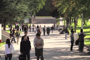 Hacettepe &Uuml;niversitesi'nde eğitime 2 g&uuml;n ara