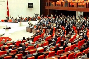 Meclis'te gece yarısı Zarrab operasyonu