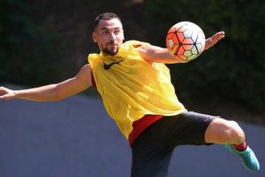 Sinan G&uuml;m&uuml;ş, dev derbinin a&ccedil;ıklanacağı tarihe kadar iyleşmeyi umuyor