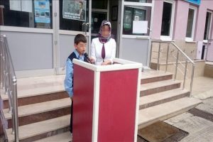 Sahte &ouml;ğretmen 20 yıllık maaşını faiziyle geri verecek