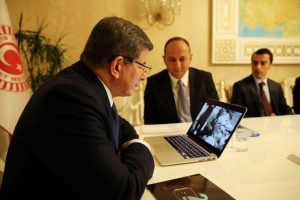 Davutoğlu, Kılı&ccedil;daroğlu ile aynı tercihi yaptı