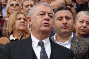 CHP'den h&uuml;k&uuml;mete su&ccedil; duyurusu