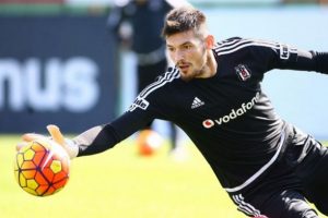 Boyko, şampiyonluk form&uuml;l&uuml;n&uuml; buldu: savunma!