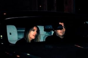Tescilli g&uuml;zele petrolc&uuml; sevgili...