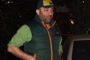 Şevket &Ccedil;oruh mekan &ccedil;alışanlarını esir etti...