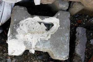 Kilit taşa bomba d&ouml;şemişler: Son anda fark edildi