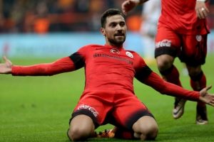 Galatasaray'a sakat futbolcularından iyi haber geldi
